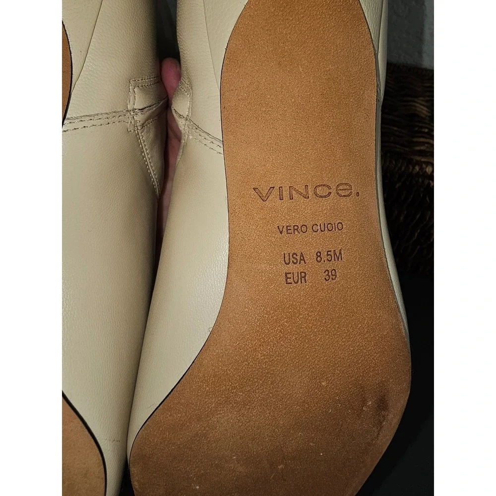 Vince Womens Beige Leather Pointed Toe Kitten Heel Ankle Boots Size 8.5M EUR 39